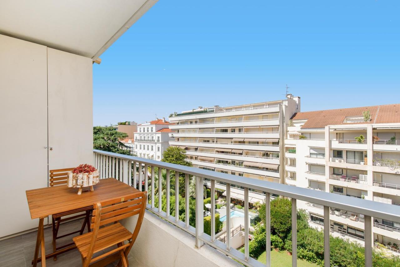 Royal Palm Yourhosthelper Cannes Exteriör bild
